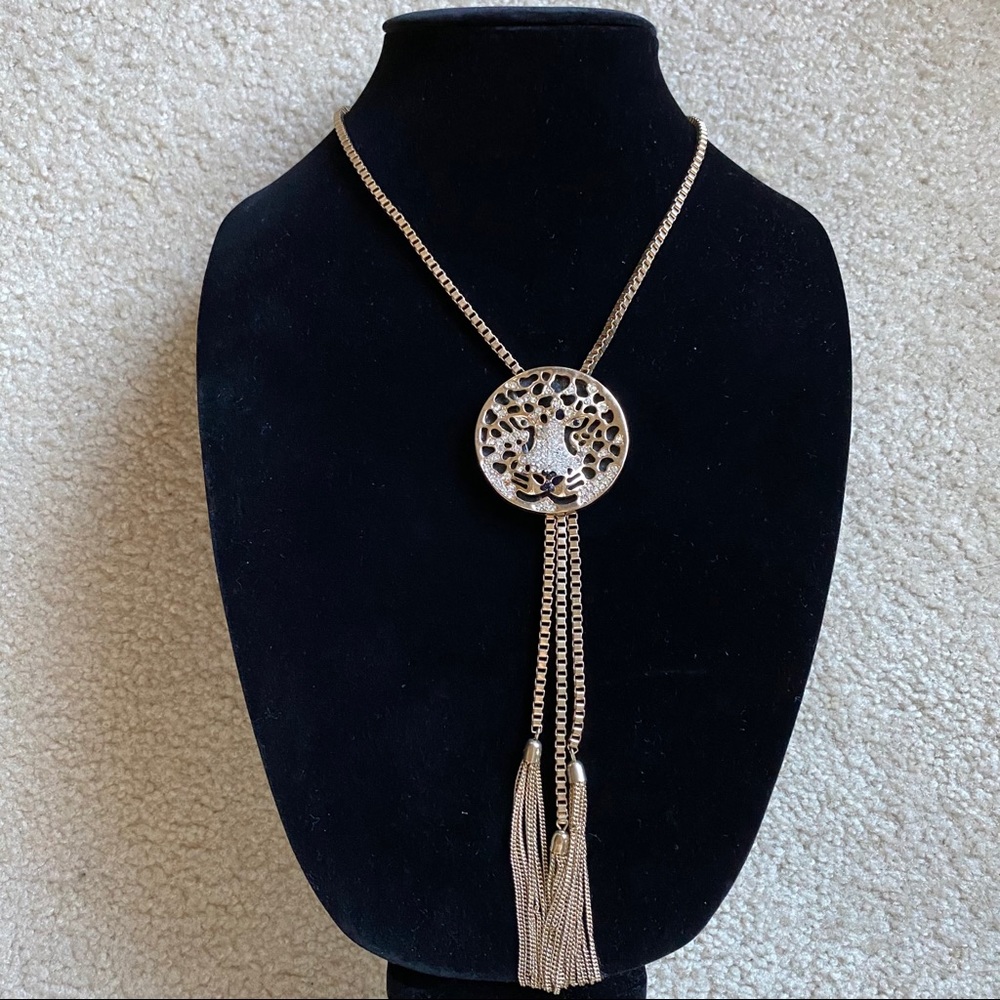 Gold leopard pendant necklace